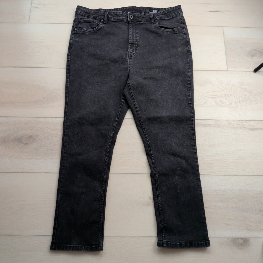 TPJ The Perfect Jean Mens 42x30 (Fits 38x28) Slim Thick Washed Black Denim
